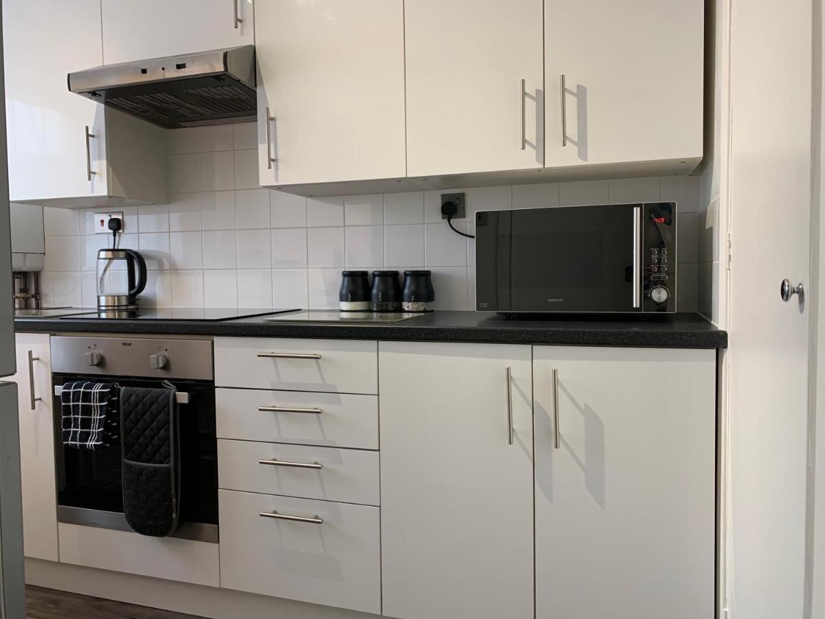 Modern Cosy Warm Home With Free Parking Челмсфорд Екстер'єр фото