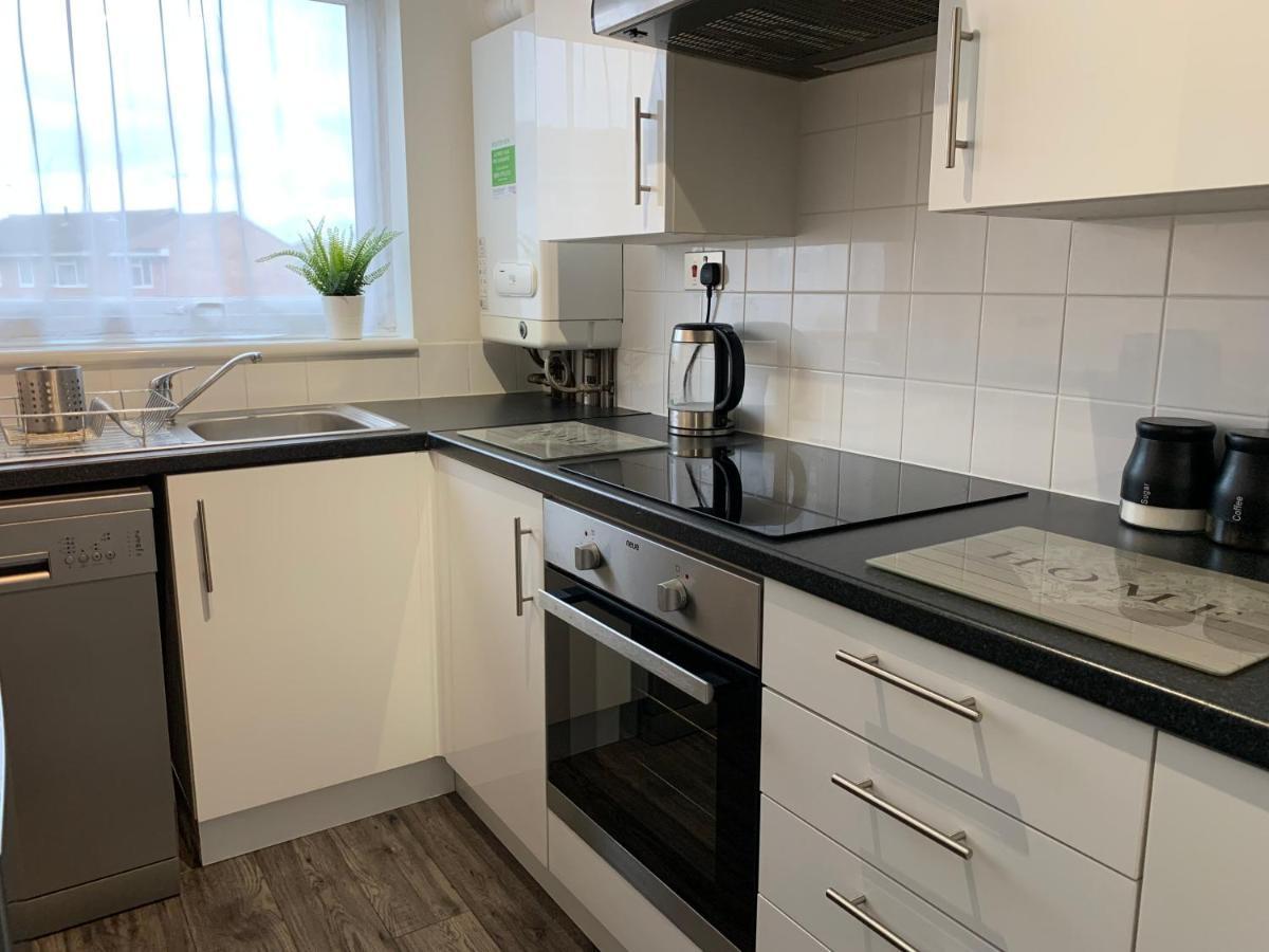 Modern Cosy Warm Home With Free Parking Челмсфорд Екстер'єр фото